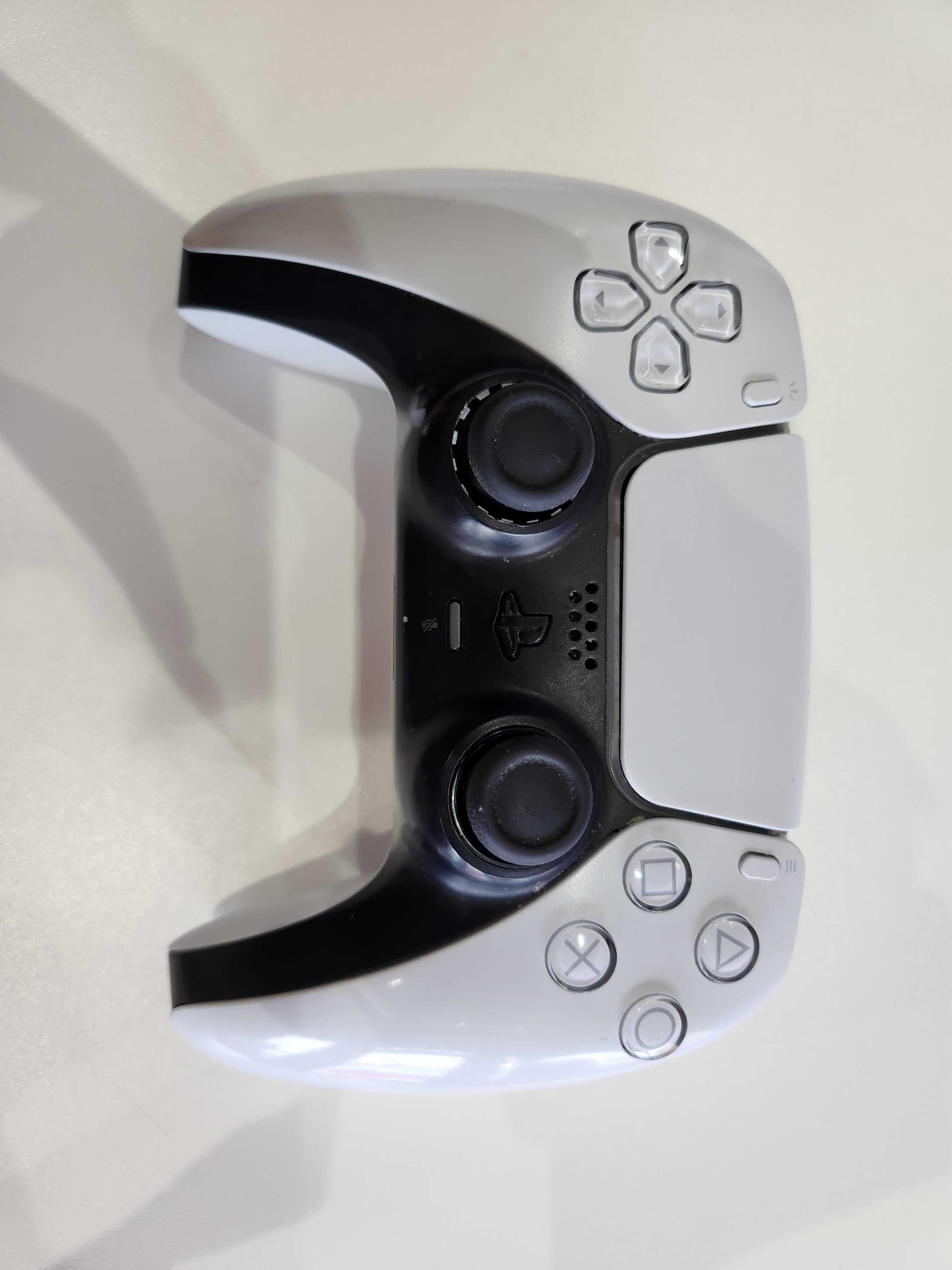 PS5 Wireless Controller (Certified Pre-Owned)