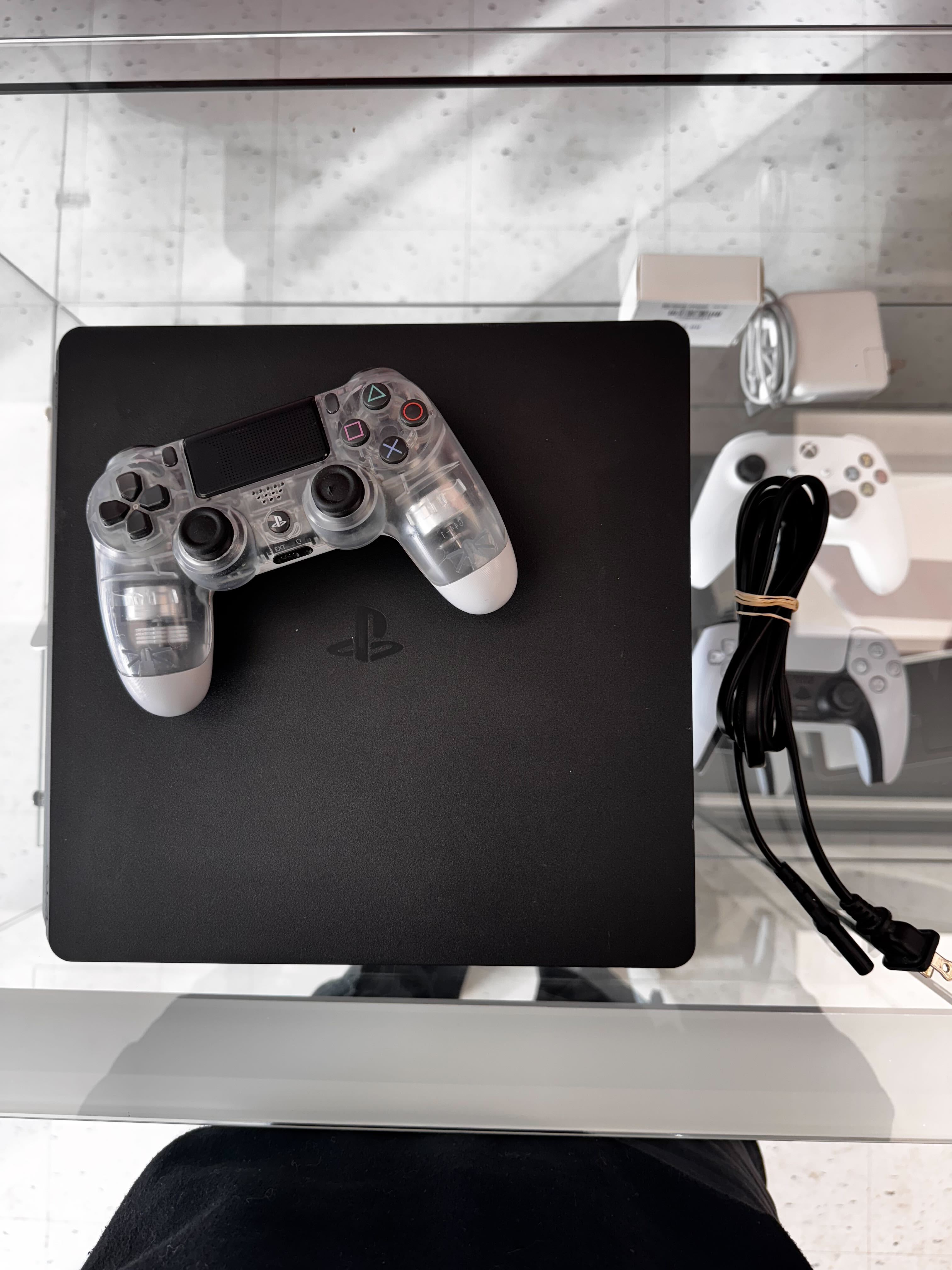 PlayStation Pro (PS4 Pro)